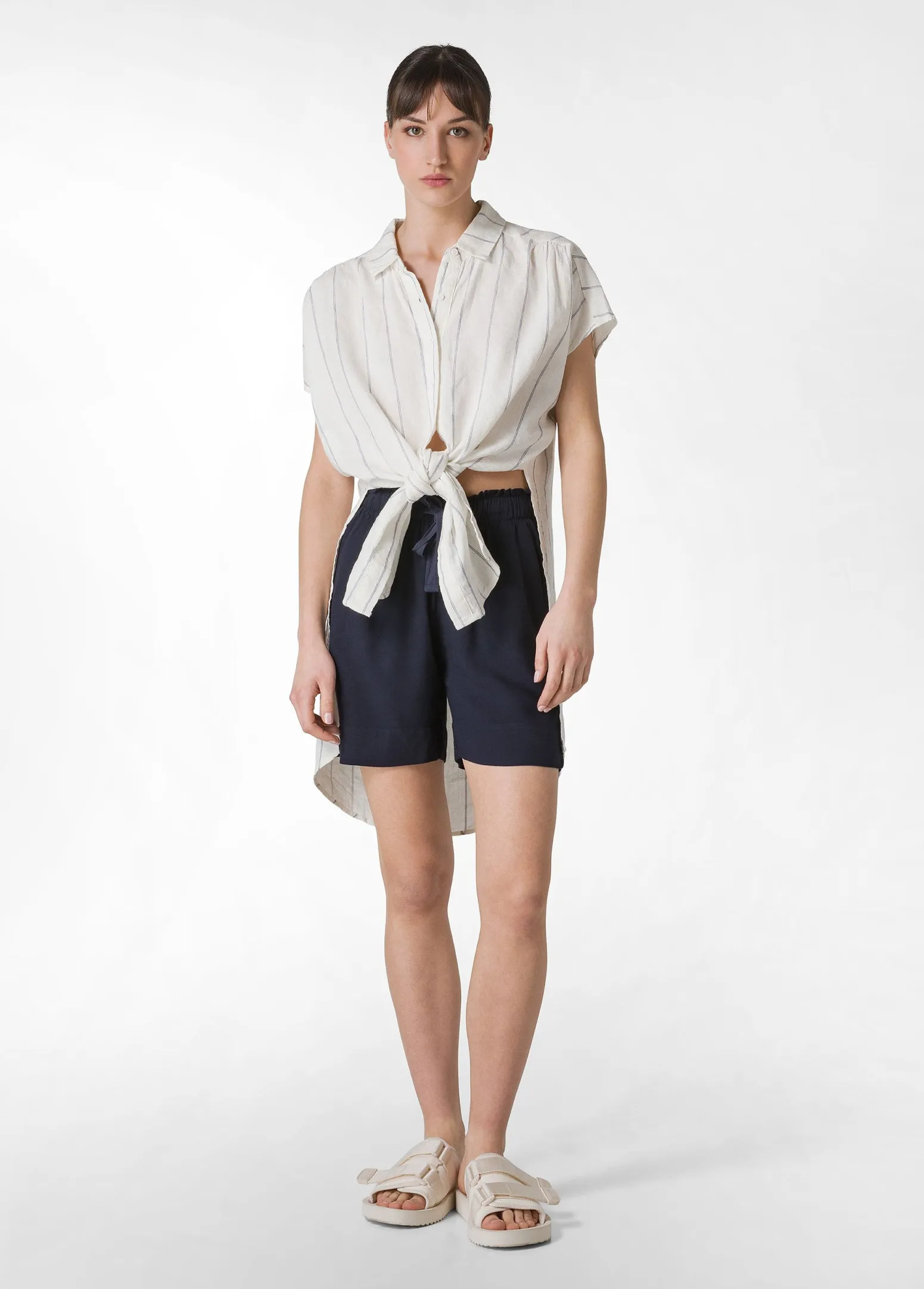 DEHA Bermuda*Shorts In Viscosa Crepe Blu